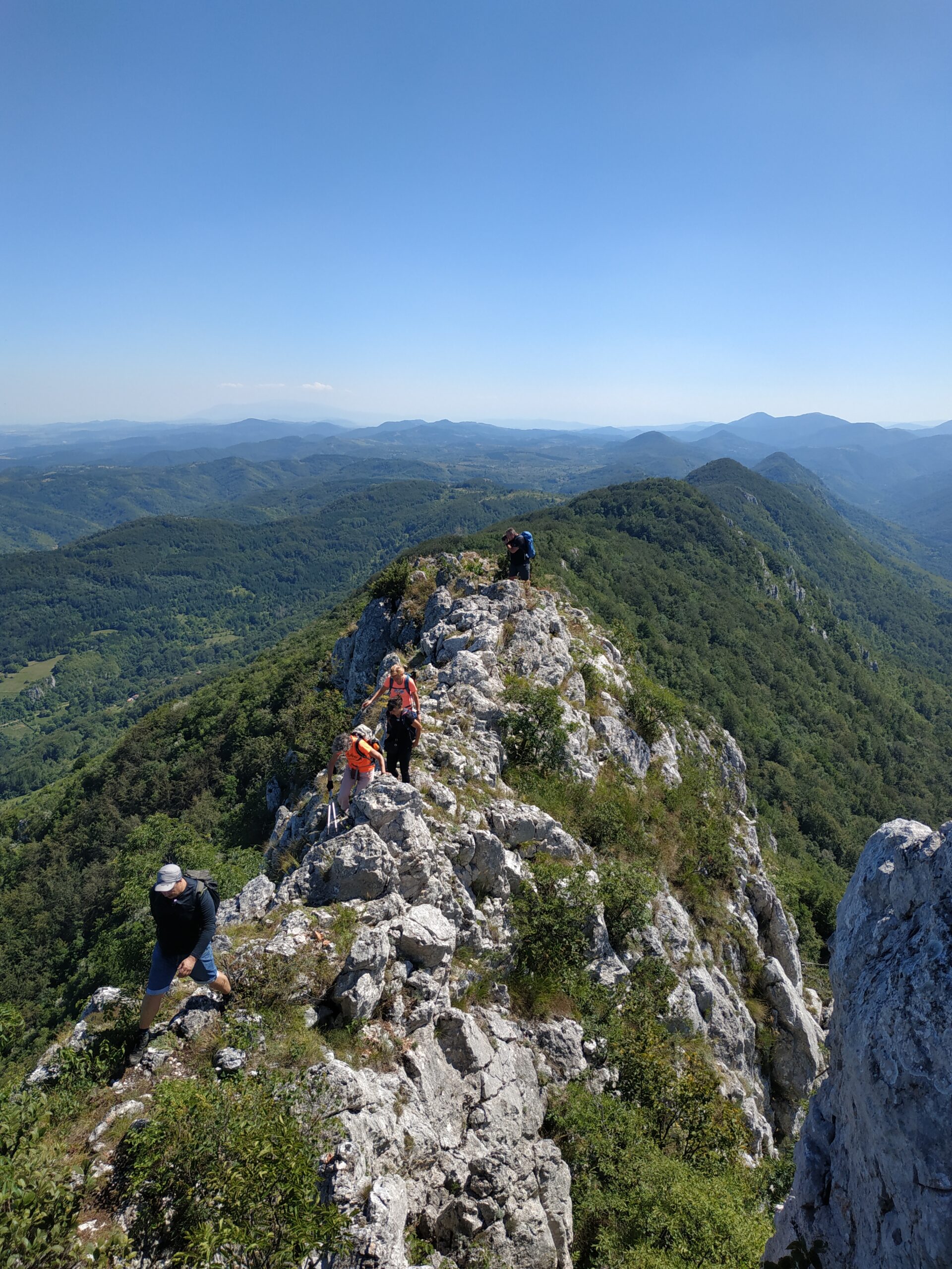 2. Greben (Beženište 1338) i Vlaška (Panica 1443) planina